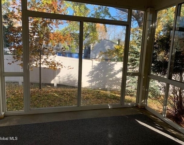 43 Stacey Court - Photo Thumbnail 21