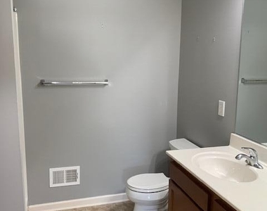 43 Stacey Court - Photo Thumbnail 16