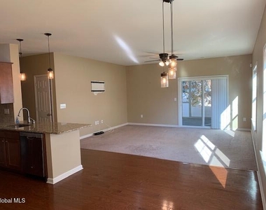 43 Stacey Court - Photo Thumbnail 2