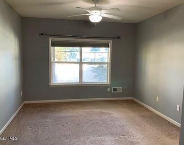 43 Stacey Court - Photo Thumbnail 12