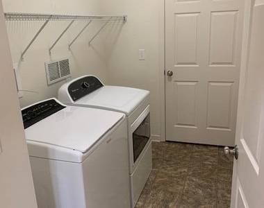 43 Stacey Court - Photo Thumbnail 19