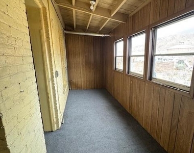 306 3rd Street - Photo Thumbnail 16