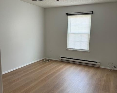 525-b Belford Road - Photo Thumbnail 5