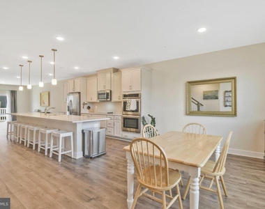 10475 Ratcliffe Trail - Photo Thumbnail 16