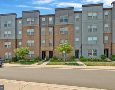 10475 Ratcliffe Trail - Photo Thumbnail 2