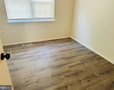 22 Alden Court - Photo Thumbnail 15