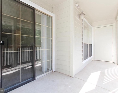 3916 Penderview Drive - Photo Thumbnail 16