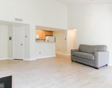 3916 Penderview Drive - Photo Thumbnail 22