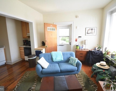 253 W Hansberry Street - Photo Thumbnail 2