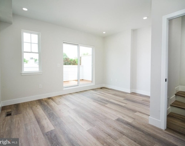 303 Fountain Street - Photo Thumbnail 23