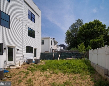 303 Fountain Street - Photo Thumbnail 11
