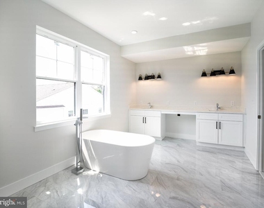 303 Fountain Street - Photo Thumbnail 28