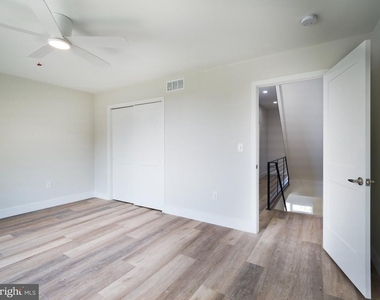 303 Fountain Street - Photo Thumbnail 15