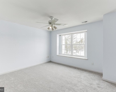 4 Hogan Way - Photo Thumbnail 22
