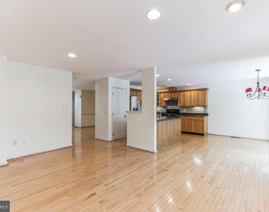 4 Hogan Way - Photo Thumbnail 13