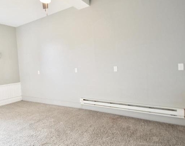 600 Main Street - Photo Thumbnail 14