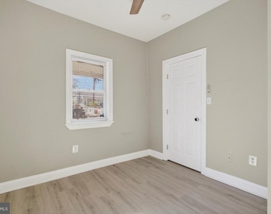 505 69th Street - Photo Thumbnail 29