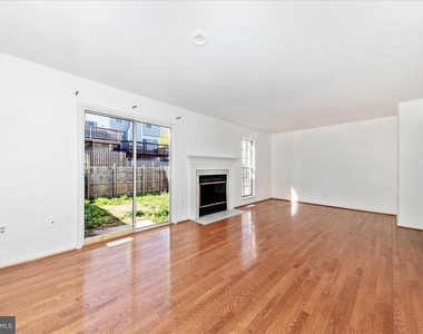 13303 Country Ridge Drive - Photo Thumbnail 10