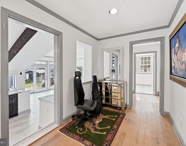 11641 Glen Rd - Photo Thumbnail 4