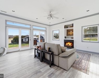 11641 Glen Rd - Photo Thumbnail 1