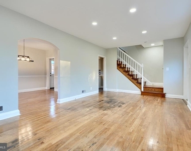 51 Briarwood Road - Photo Thumbnail 7
