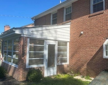 705 Ashford Road - Photo Thumbnail 2