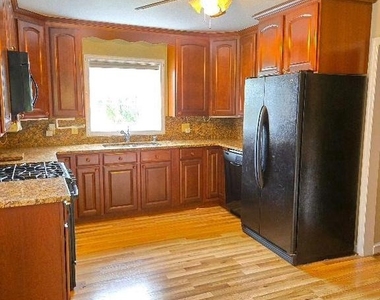 705 Ashford Road - Photo Thumbnail 5