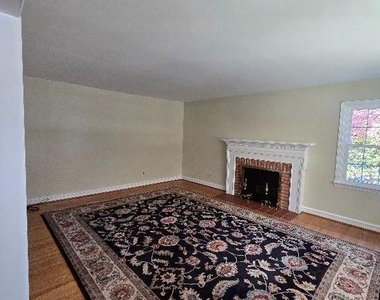705 Ashford Road - Photo Thumbnail 10