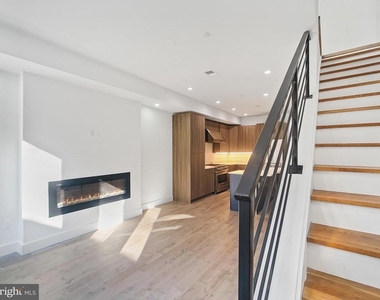 2228 13th Street Nw - Photo Thumbnail 25