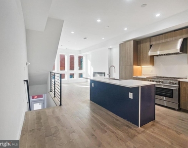 2228 13th Street Nw - Photo Thumbnail 2