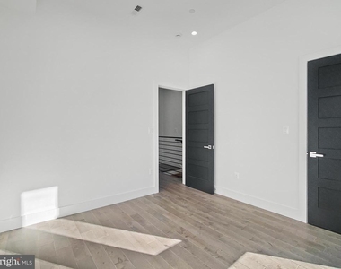 2228 13th Street Nw - Photo Thumbnail 30