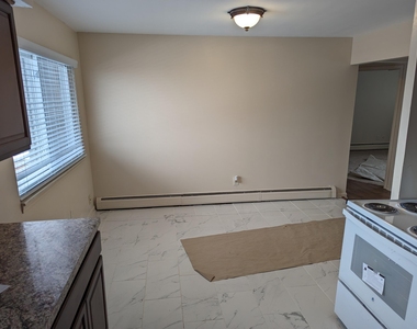 25337 S Montmartre Court - Photo Thumbnail 9