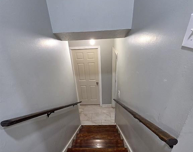 2532 Sourwood Drive - Photo Thumbnail 3