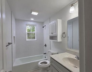 2532 Sourwood Drive - Photo Thumbnail 7