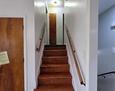 2532 Sourwood Drive - Photo Thumbnail 10