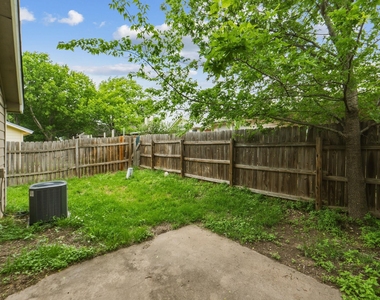 2302 Fuzz Fairway - Photo Thumbnail 24