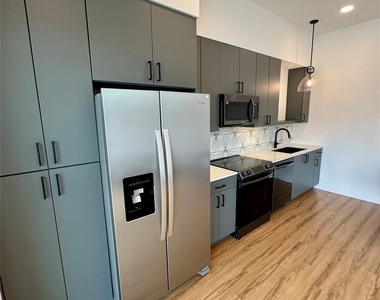 2165 Gabriels Pl - Photo Thumbnail 5