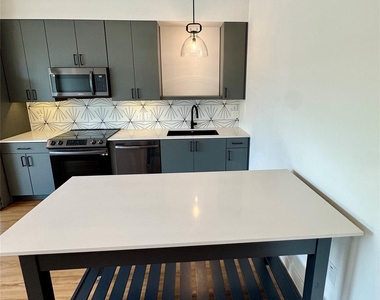 2165 Gabriels Pl - Photo Thumbnail 4