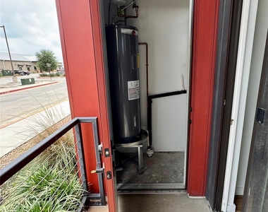 2165 Gabriels Pl - Photo Thumbnail 13