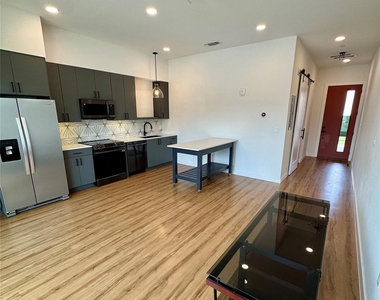 2165 Gabriels Pl - Photo Thumbnail 7