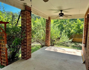 413 Hunters Hill Dr - Photo Thumbnail 31