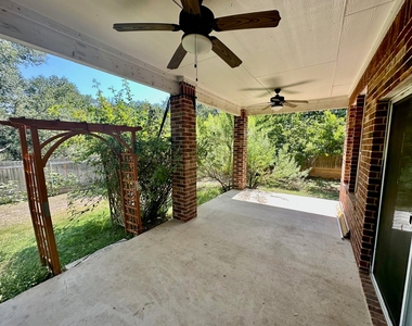 413 Hunters Hill Dr - Photo Thumbnail 29