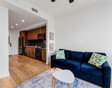 84 N East Ave - Photo Thumbnail 4