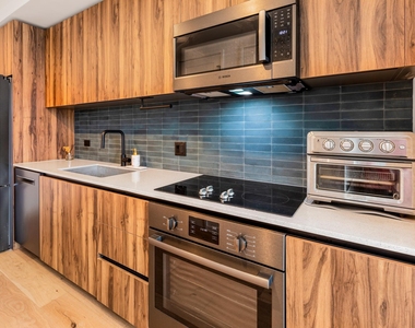 84 N East Ave - Photo Thumbnail 11