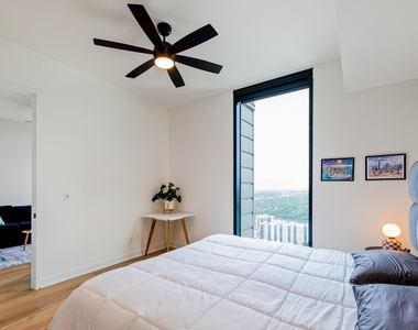 84 N East Ave - Photo Thumbnail 15