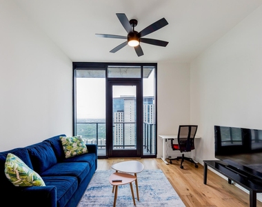 84 N East Ave - Photo Thumbnail 1