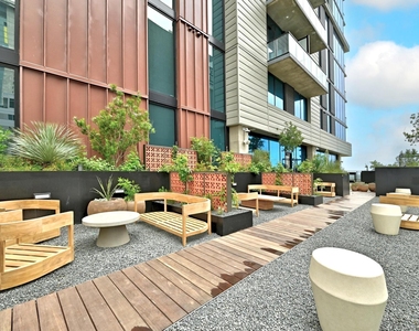 84 N East Ave - Photo Thumbnail 33