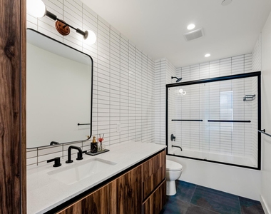 84 N East Ave - Photo Thumbnail 17