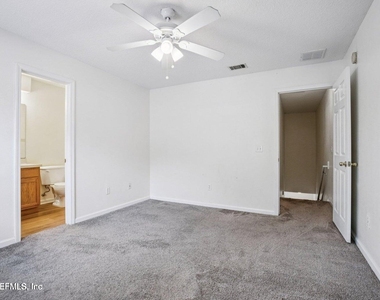 7818 Melvin Road - Photo Thumbnail 14