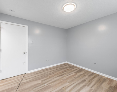5508 W 55th Street - Photo Thumbnail 12
